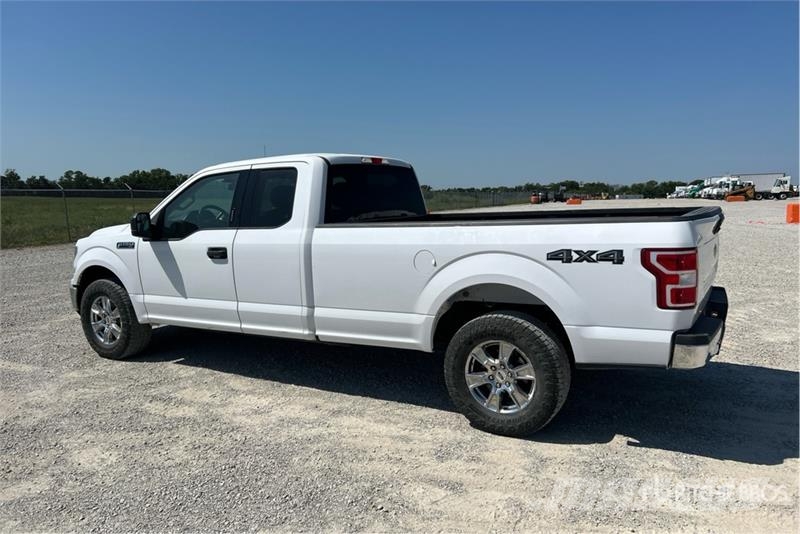 Ford F-150 XLT 4x4 Extended Cab Pickup Інше