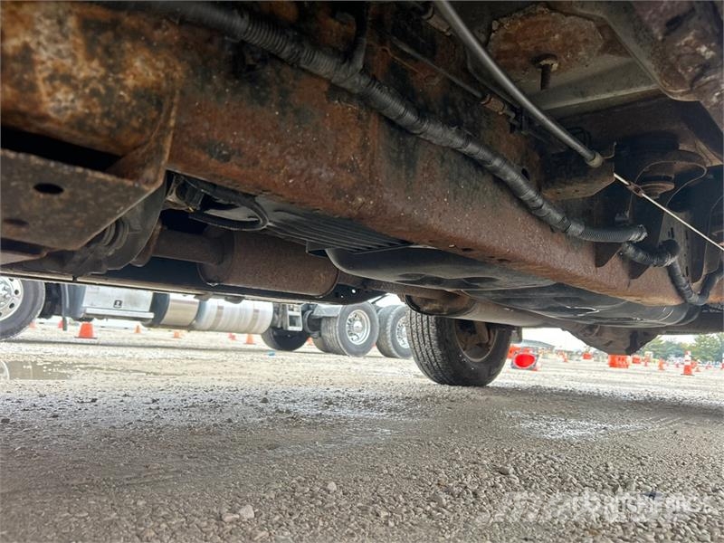 Ford F-150 XLT 4x4 Extended Cab Pickup その他