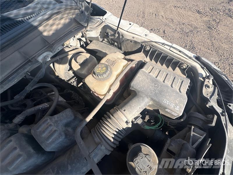 Ford F-250 Platformas/izkraušana no sāniem
