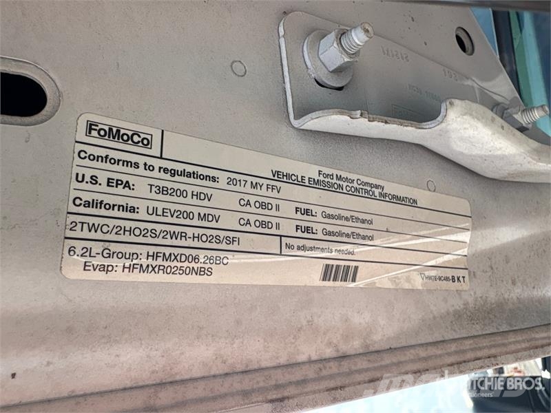Ford F-250 4x2 Utility Truck Пикапи