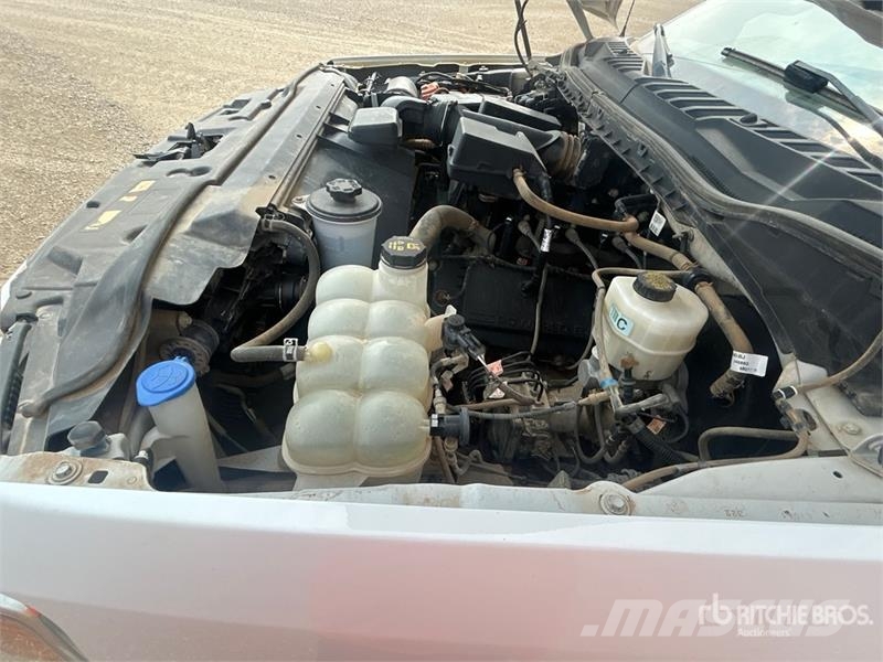 Ford F-250 4x4 Crew Cab XLT Pickup Otros