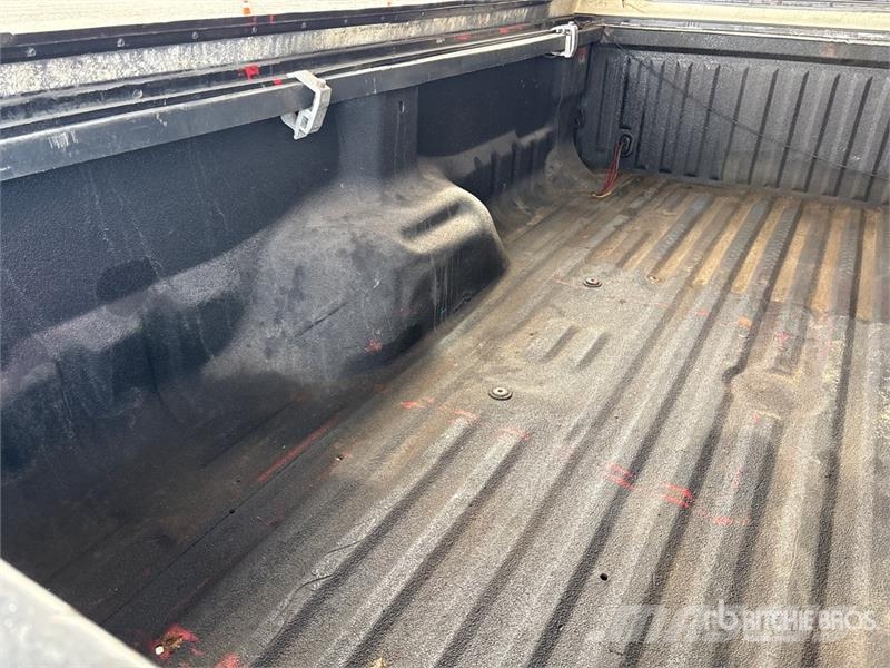 Ford F-250 4x4 Crew Cab Pickup Andre