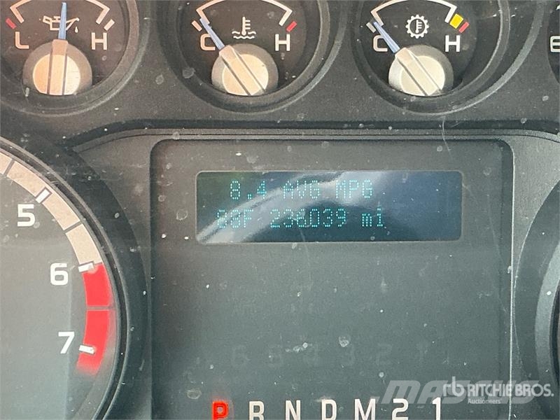 Ford F-250 4x4 Crew Cab Pickup Citi