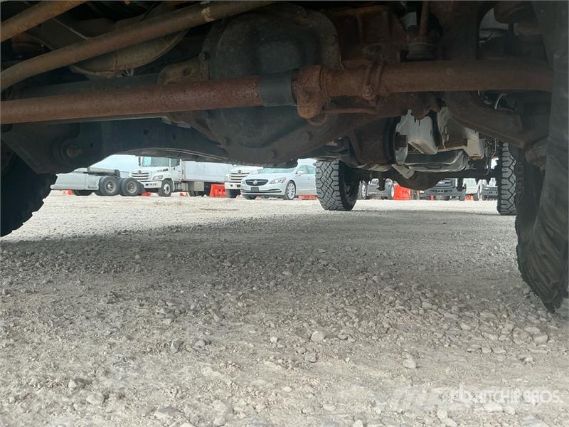 Ford F-250 4x4 Crew Cab Pickup Ostalo