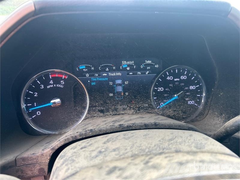 Ford F-250 Lariat 4x4 Crew Cab Pickup 其他