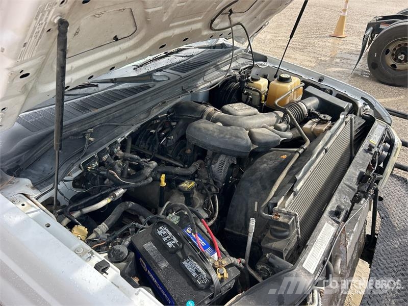 Ford F-250 XL 4x2 Extended Cab Pickup 其他