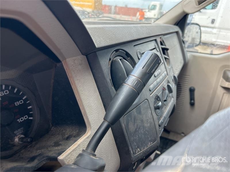 Ford F-250 XL 4x2 Extended Cab Pickup 其他
