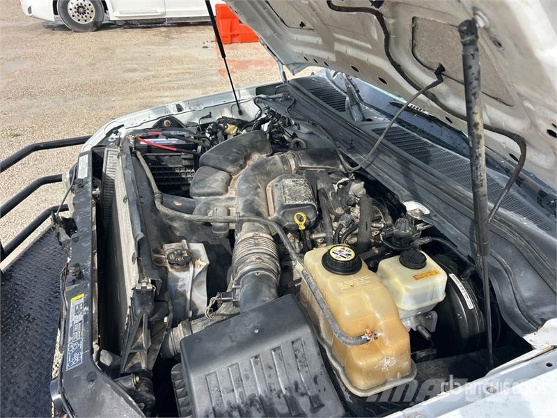 Ford F-250 XL 4x2 Extended Cab Pickup 其他