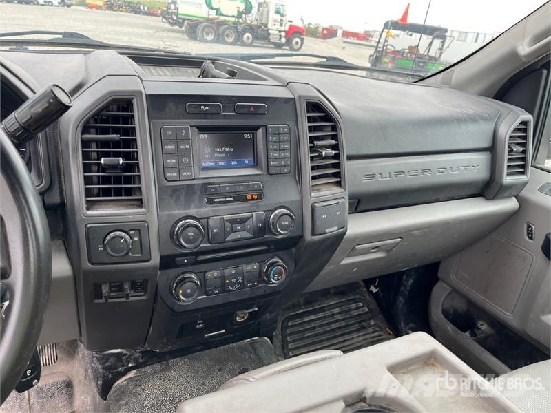 Ford F-250 XL 4x2 Pickup Citi