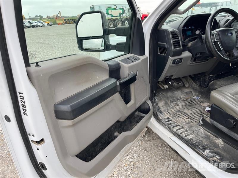 Ford F-250 XL 4x2 Pickup Citi