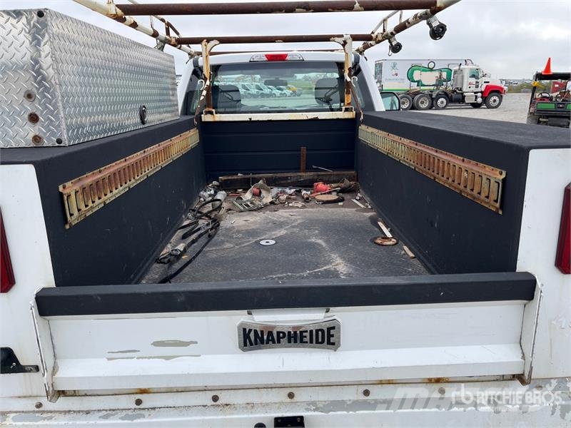 Ford F-250 XL 4x2 Pickup Citi