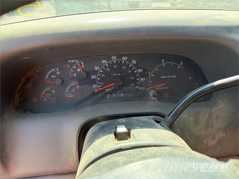 Ford F-250 XL 4x2 Utility Truck 픽업/드롭사이드