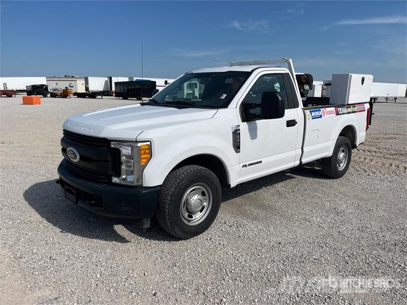 Ford F-250 XL 4x2 XL 4x2 Pickup 기타