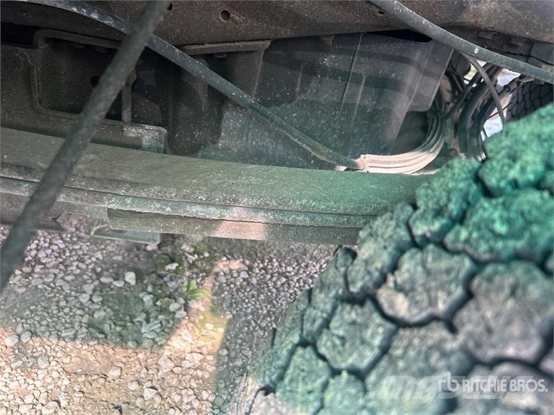 Ford F-250 XL 4x4 Crew Cab Pickup (Inoperable) Furgoni altro