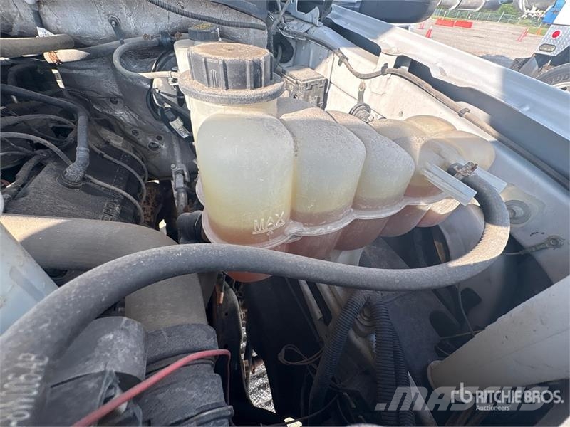 Ford F-250 XL 4x4 Crew Cab Pickup 기타