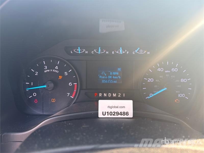 Ford F-250 XL 4x4 Crew Cab Pickup 기타