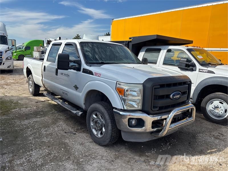 Ford F-250 XL 4x4 Crew Cab Pickup (Inoperable) Anders