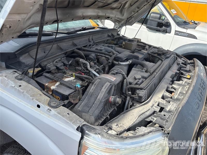 Ford F-250 XL 4x4 Crew Cab Pickup (Inoperable) Anders