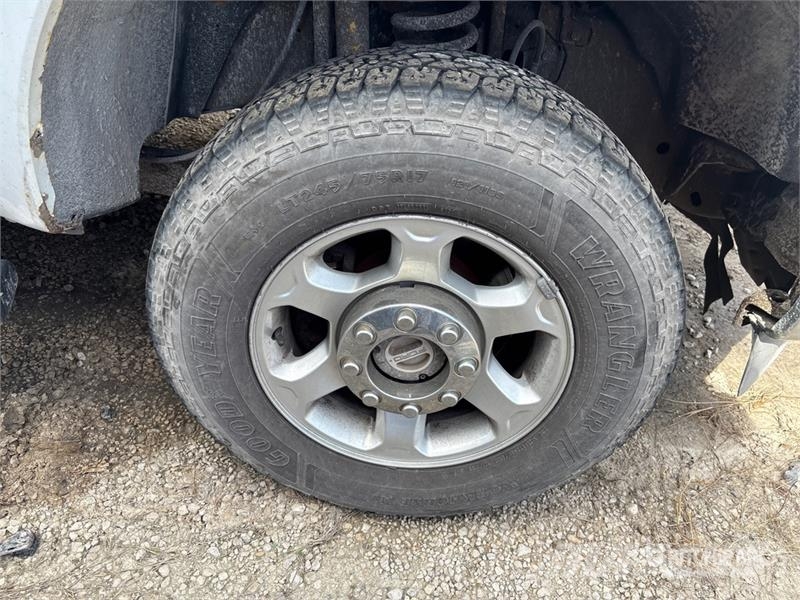 Ford F-250 XL 4x4 Crew Cab Pickup (Inoperable) Anders