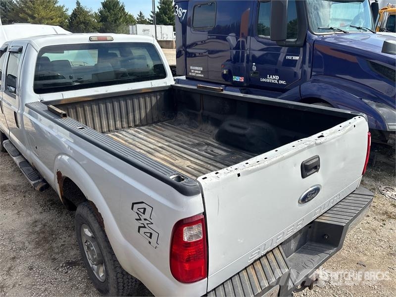 Ford F-250 XL 4x4 Crew Cab Pickup (Inoperable) Anders