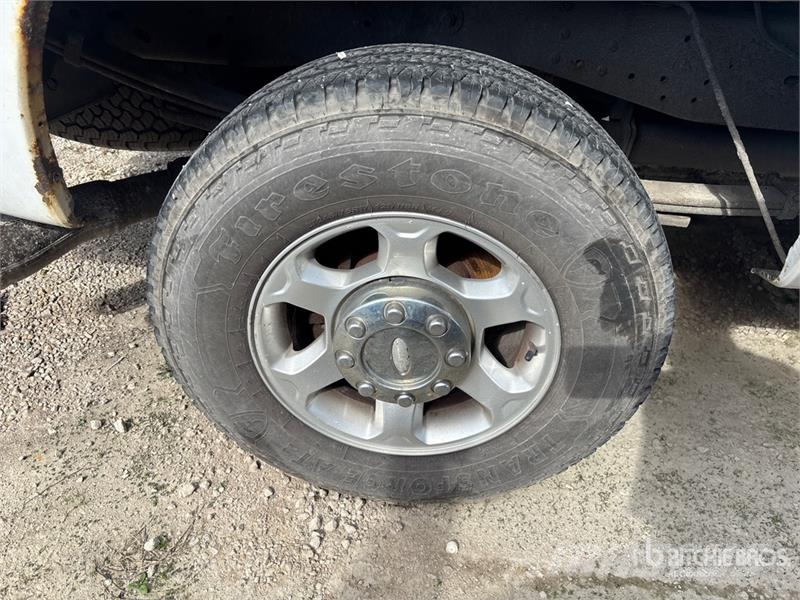 Ford F-250 XL 4x4 Crew Cab Pickup (Inoperable) Anders