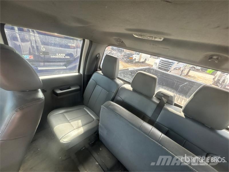 Ford F-250 XL 4x4 Crew Cab Pickup (Inoperable) Anders