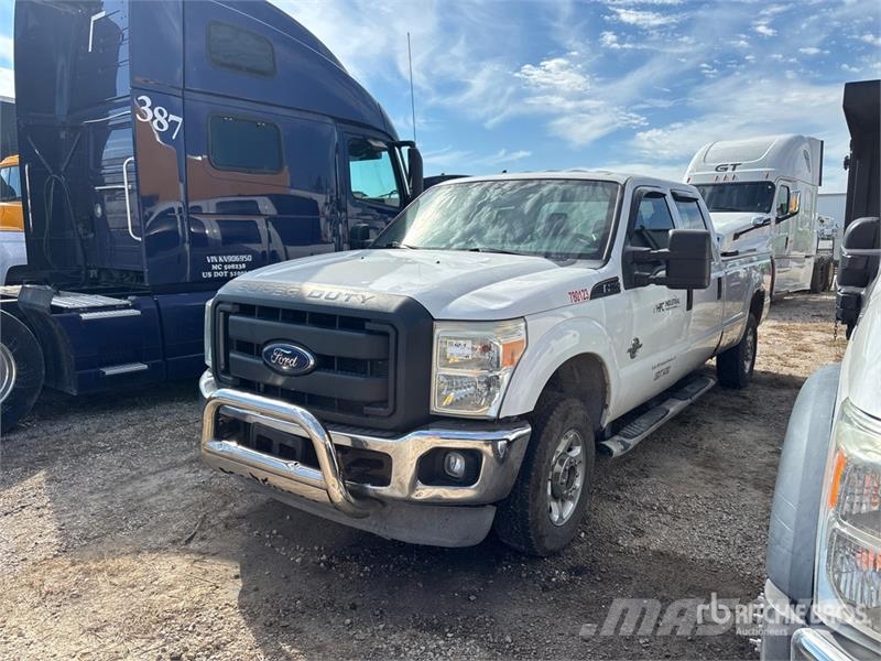 Ford F-250 XL 4x4 Crew Cab Pickup (Inoperable) Anders