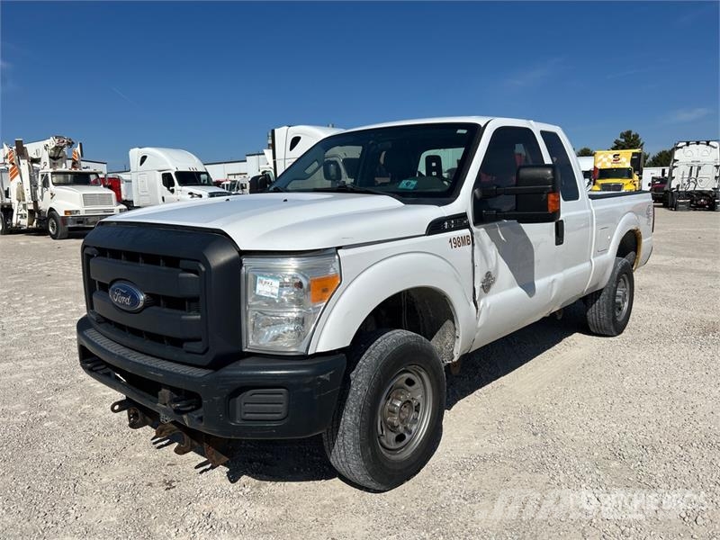 Ford F-250 XL 4x4 Extended Cab Pickup Άλλα Vans