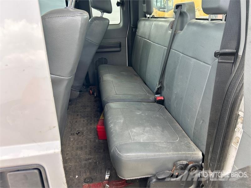 Ford F-250 XL 4x4 Extended Cab Pickup Anders