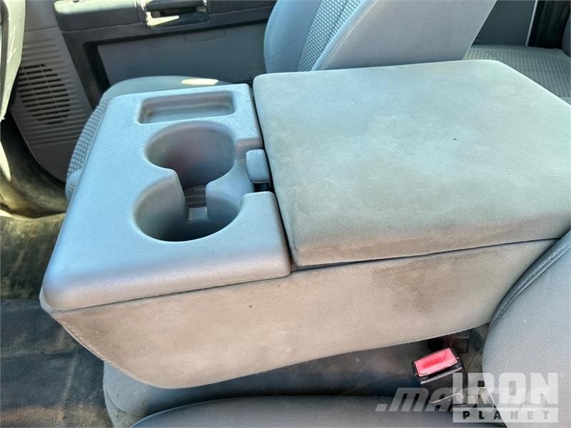 Ford F-250 XL 4x4 Extended Cab Pickup Drugi