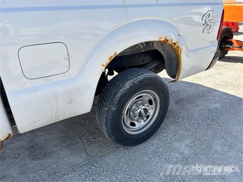Ford F-250 XL 4x4 Extended Cab Pickup Anders