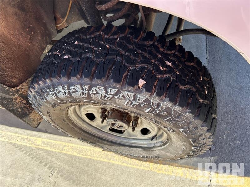 Ford F-250 XL 4x4 Extended Cab Pickup Drugi