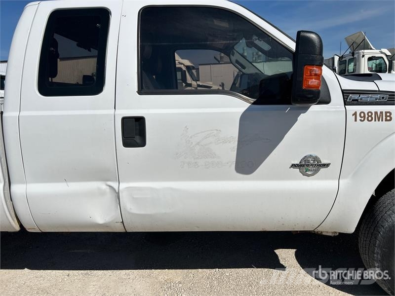 Ford F-250 XL 4x4 Extended Cab Pickup Άλλα Vans
