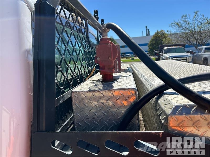 Ford F-250 XL 4x4 Extended Cab Pickup Drugi