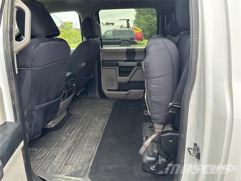 Ford F-250 XLT 4x4 Crew Cab Pickup Citi