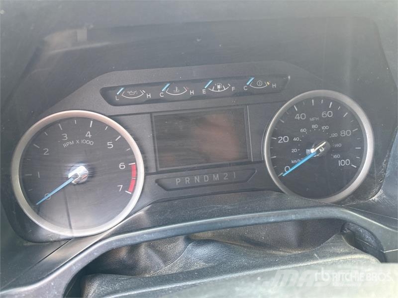 Ford F-250 XLT 4x4 Crew Cab Pickup Andere Transporter