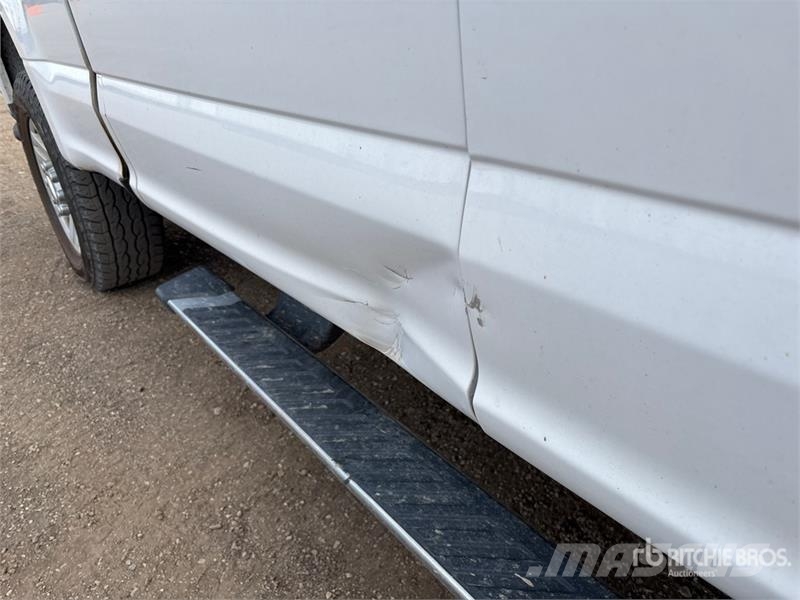 Ford F-250 XLT 4x4 Crew Cab Pickup Andere Transporter