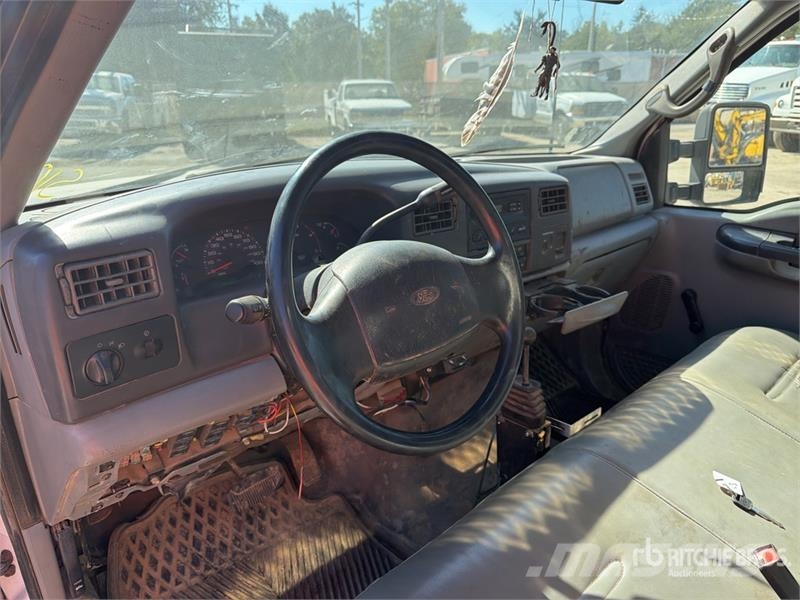 Ford F-350 Tippbil