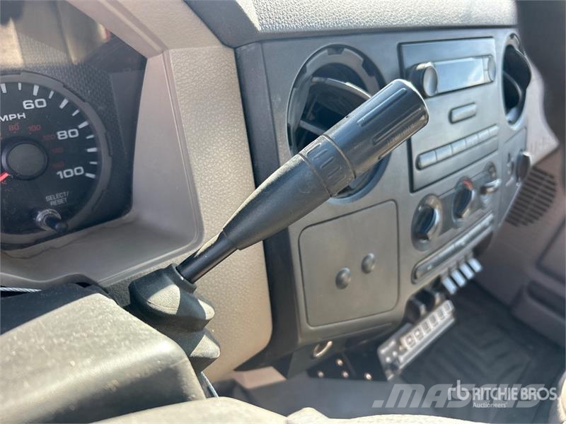 Ford F-350 Komunalna vozila