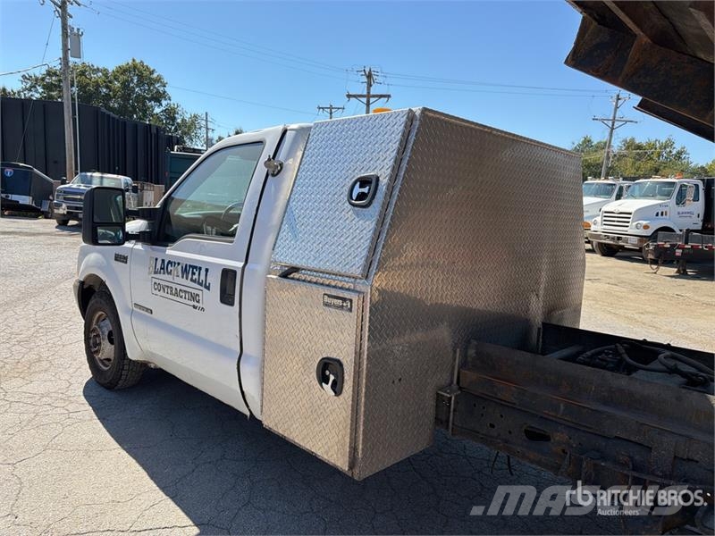 Ford F-350 Tippbil