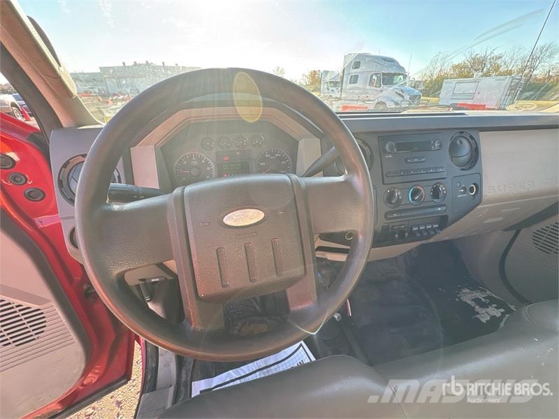 Ford F-350 Kamioni sa otvorenim sandukom