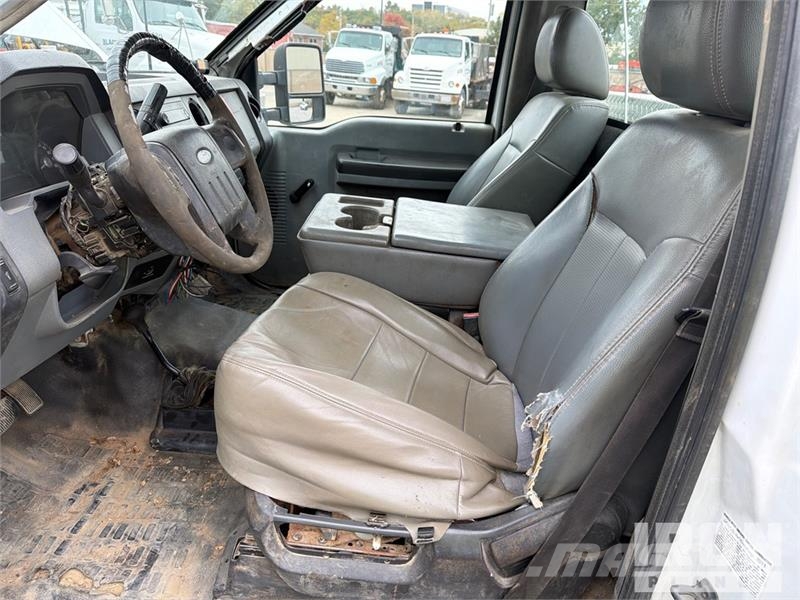 Ford F-350 Autre fourgon / utilitaire