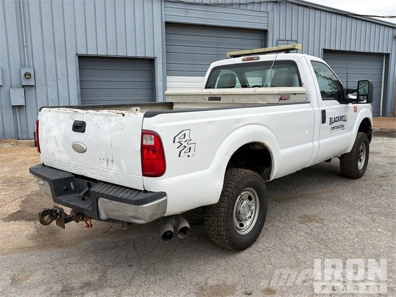 Ford F-350 Autre fourgon / utilitaire