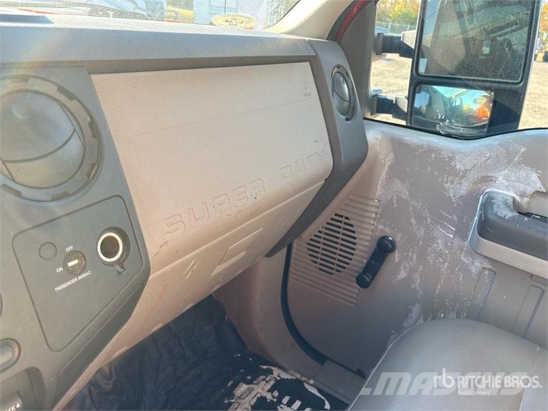 Ford F-350 Kamioni sa otvorenim sandukom