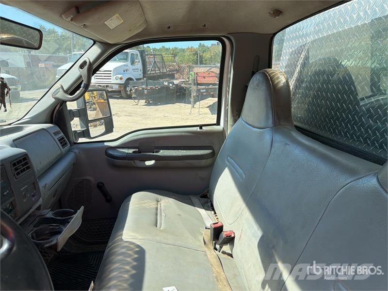Ford F-350 Tippbil