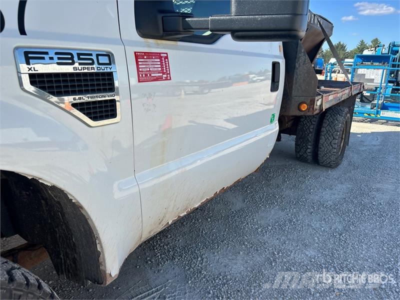 Ford F-350 Platte bakwagens