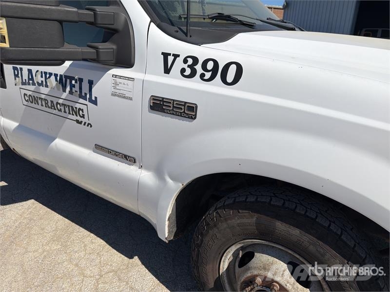 Ford F-350 Tippbil