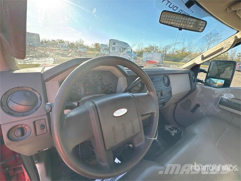 Ford F-350 Kamioni sa otvorenim sandukom