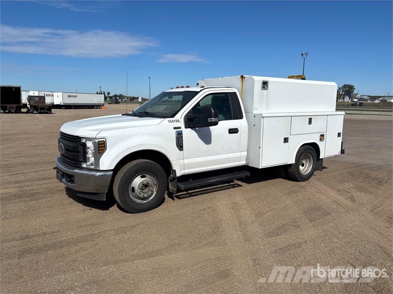 Ford F-350 4x2 Utility Truck 皮卡.傳統半斗卡車/側卸板