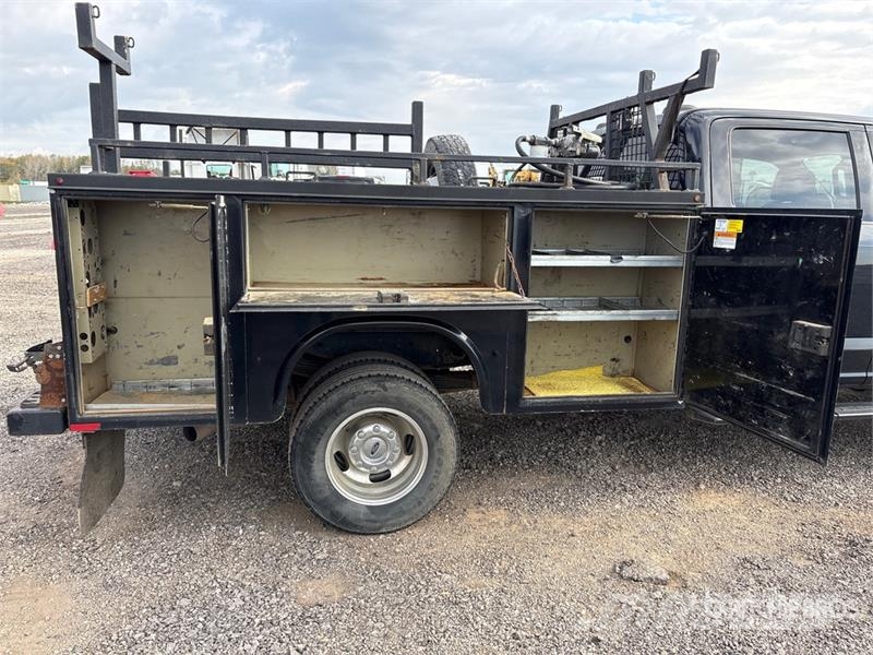 Ford F-350 4x4 Crew Cab Service Truck Kommunal-Sonderfahrzeuge